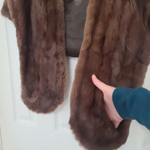 Rabbit Fur Shawl Stole Vintage Wrap Capelet with Pockets Brown Dressy Formal - Picture 3 of 8